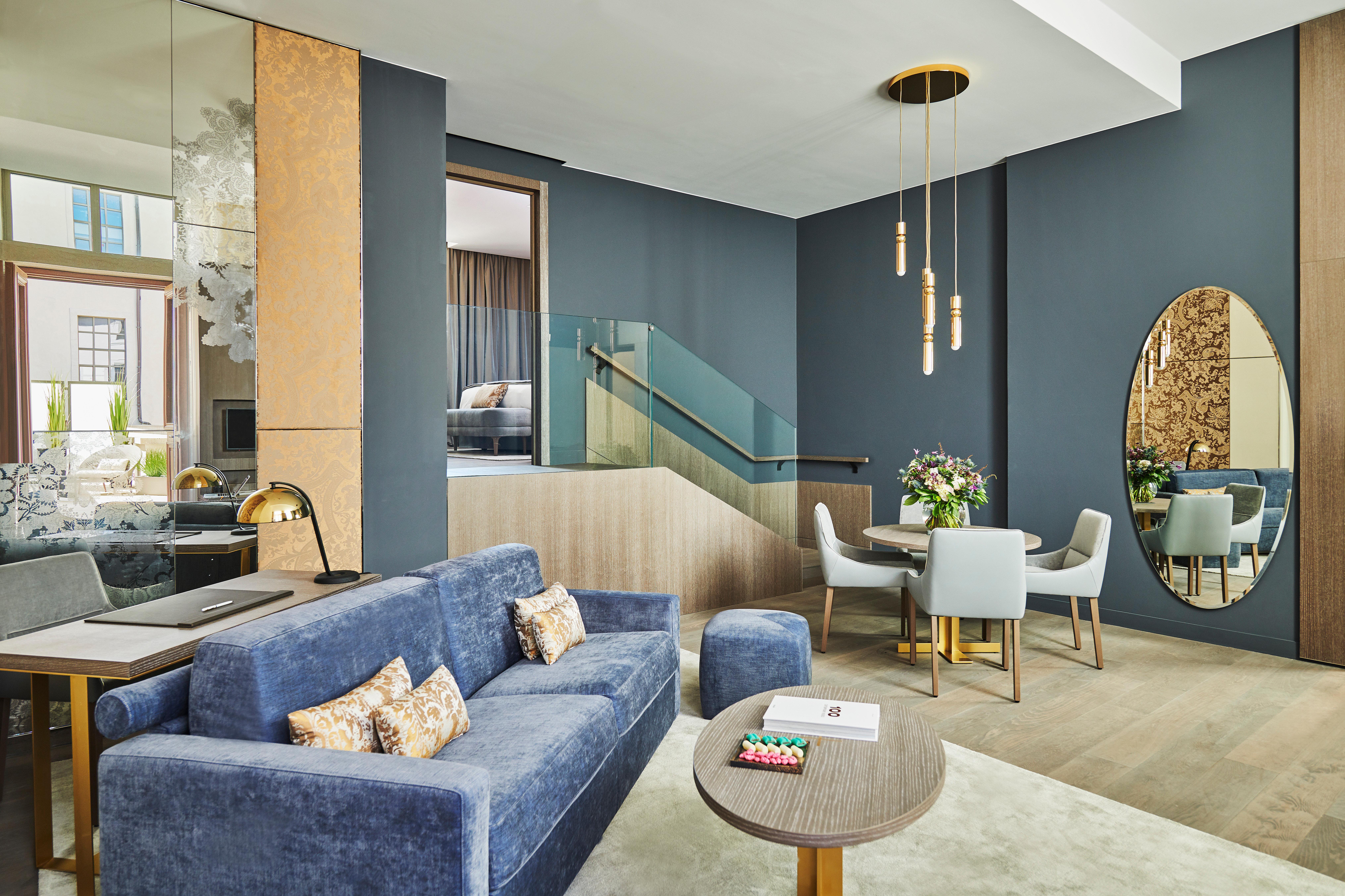 Intercontinental Lyon - Hotel Dieu By Ihg Extérieur photo The living room of a suite at the hotel