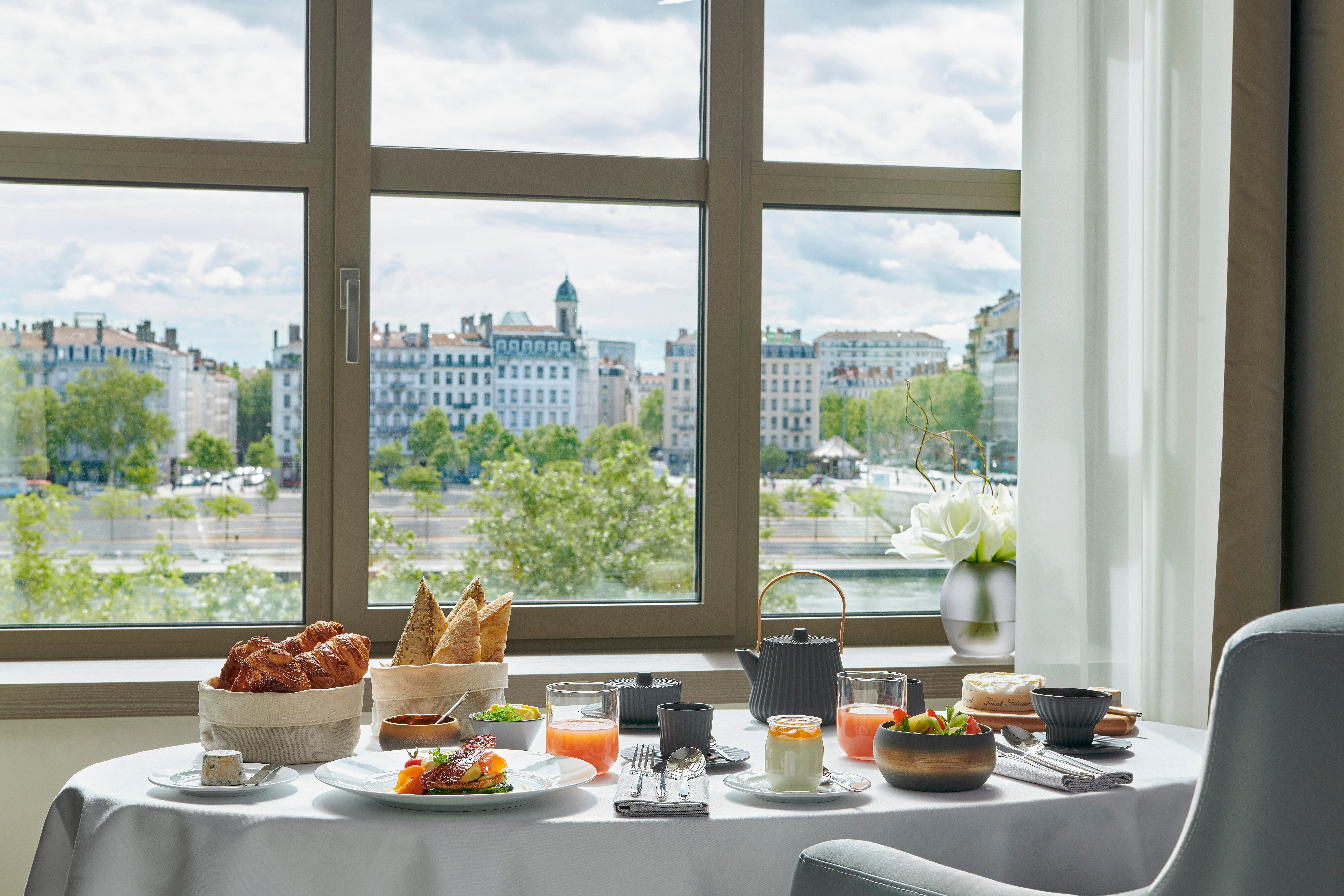 Intercontinental Lyon - Hotel Dieu By Ihg Extérieur photo Breakfast at the Westin Paris