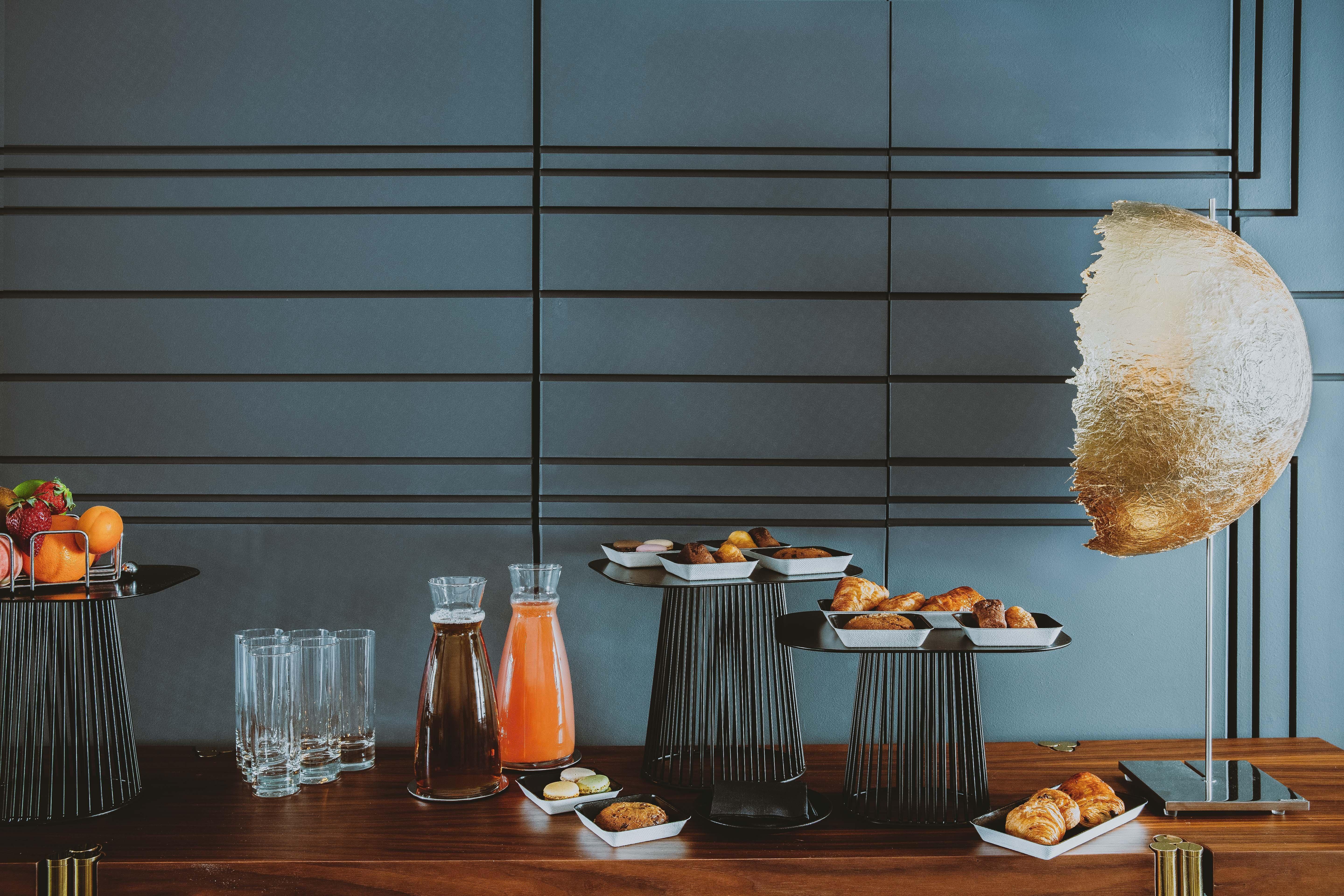 Intercontinental Lyon - Hotel Dieu By Ihg Extérieur photo A buffet