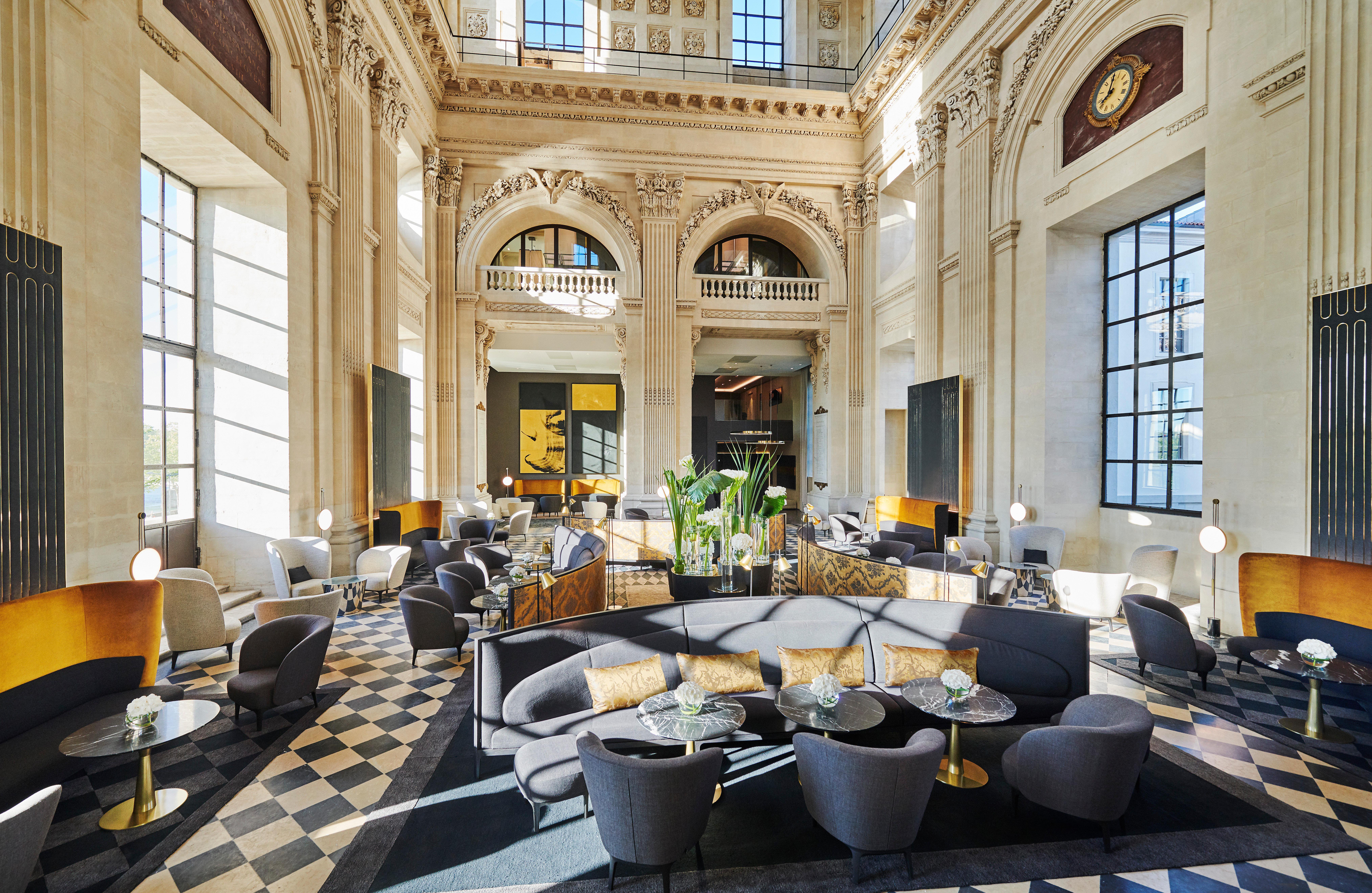 Intercontinental Lyon - Hotel Dieu By Ihg Extérieur photo The lobby of the hotel